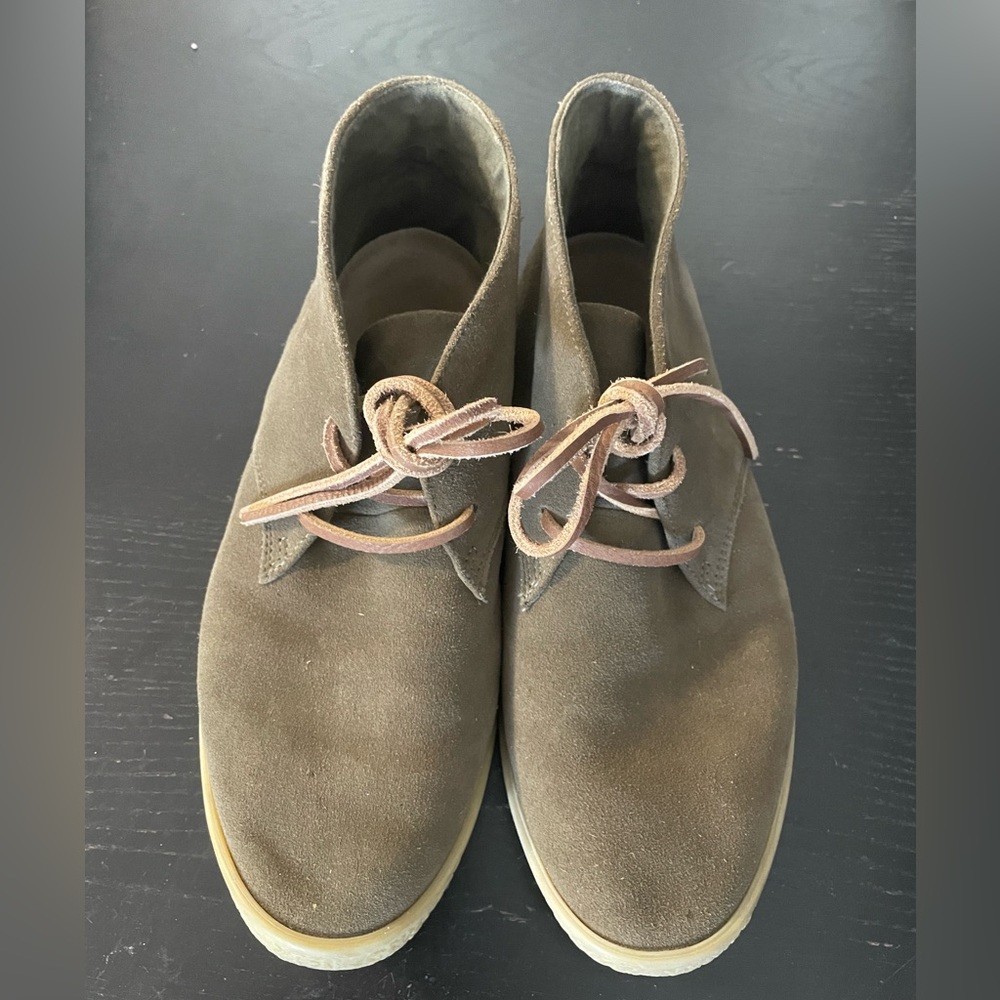 Seavees Sun Tans - Desert Palm Color - Size 9.5 Like New